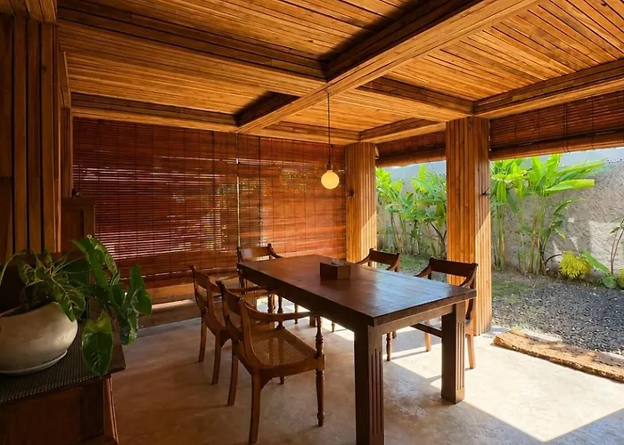 Tropical Loft Hideaway Near Holiday home Uluwatu (Bali)